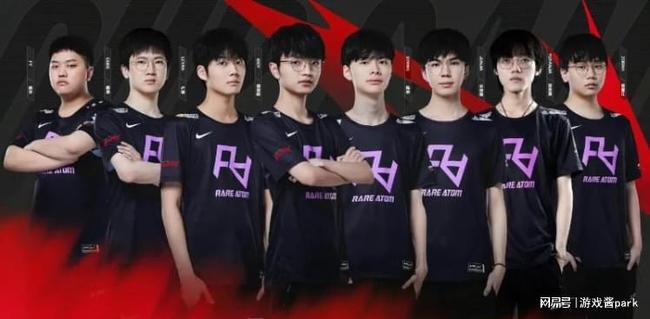 官方：米兰名宿伊布担任2026冬奥会火炬手