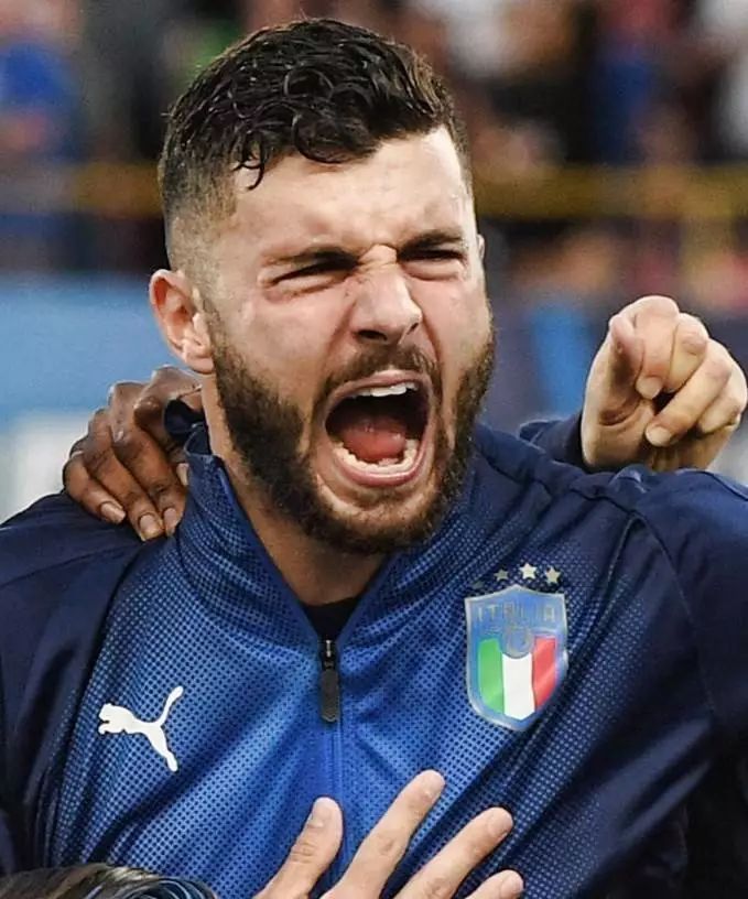 10个篮板 10个篮板