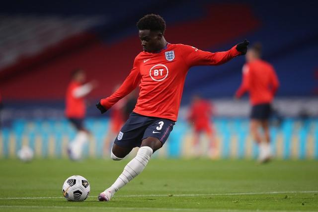 从小就对足 从小就对足