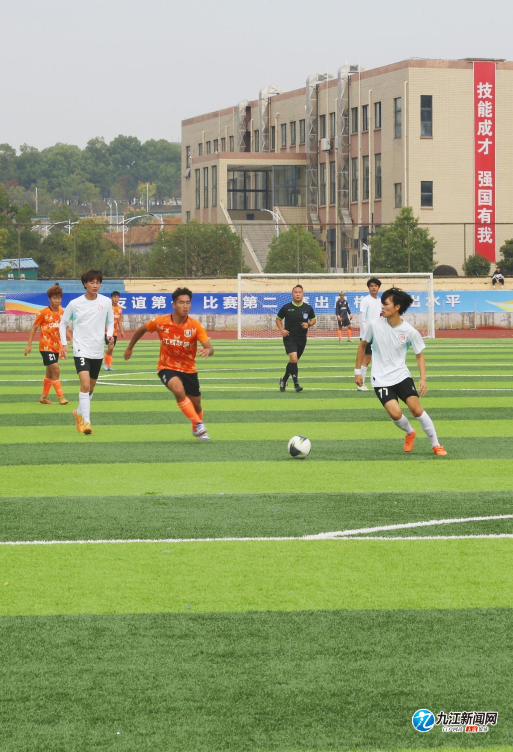 对来自俄罗 对来自俄罗