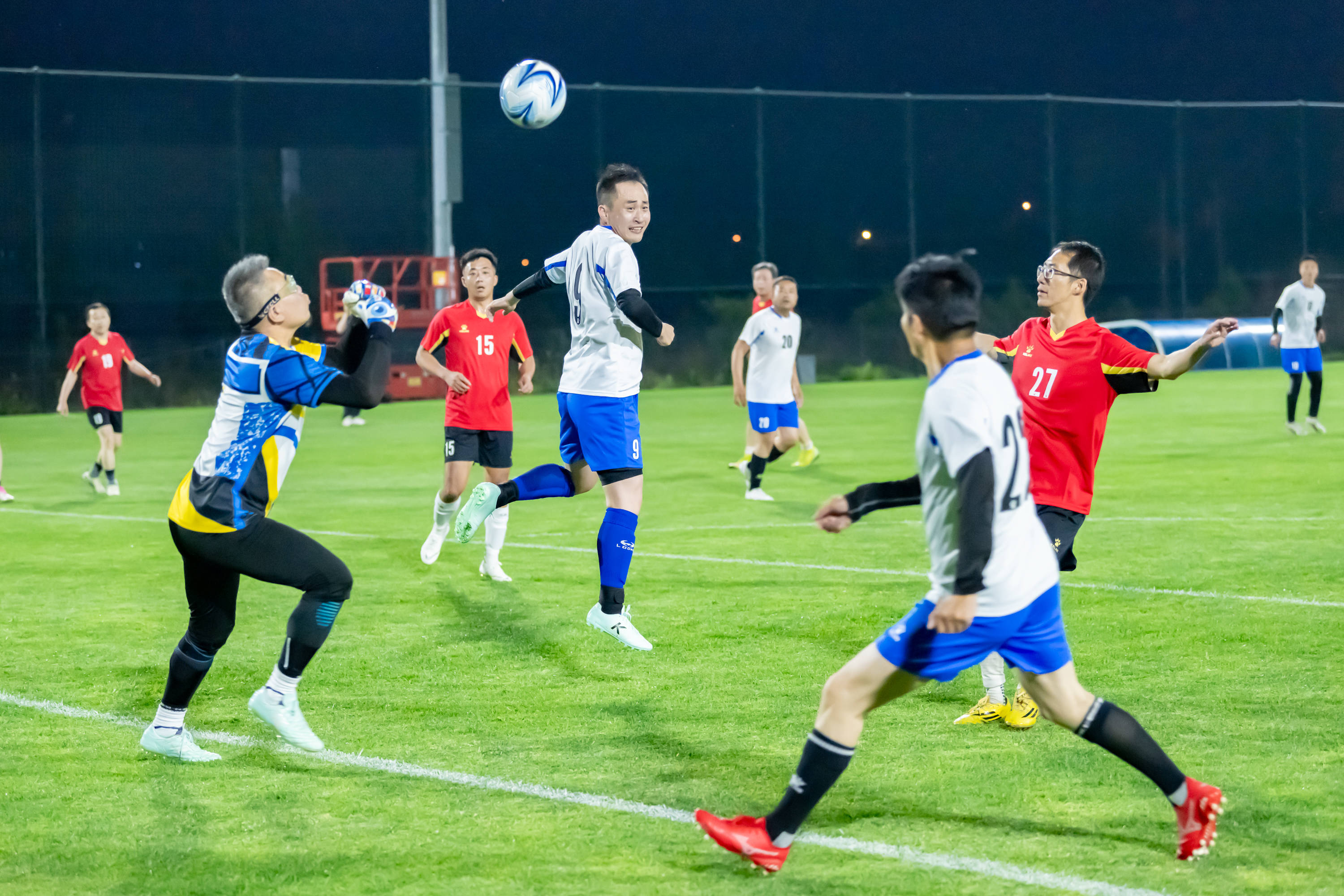 上下劲往一 上下劲往一