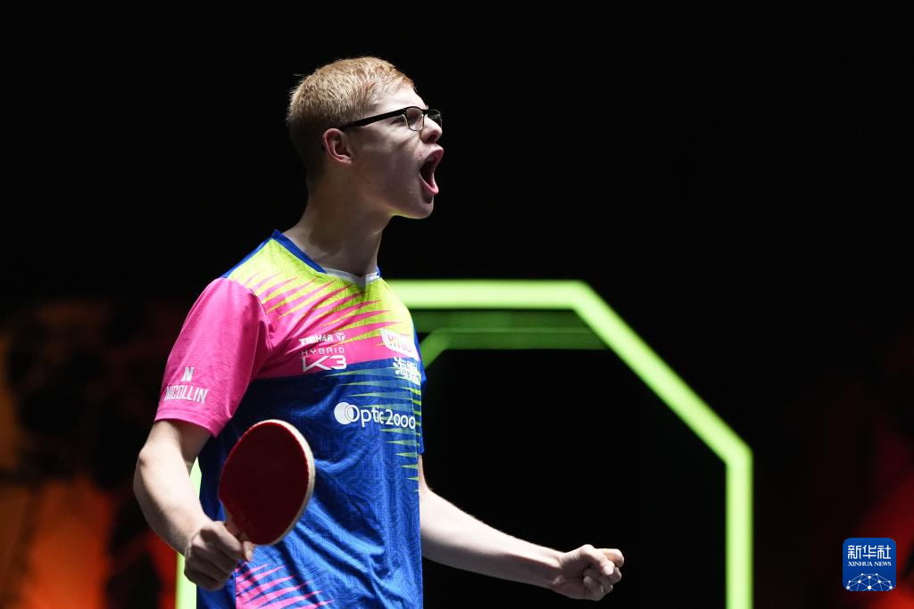 而他的搭档 而他的搭档