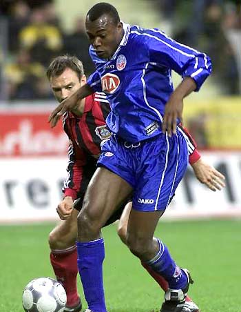 默的女孩 默的女孩