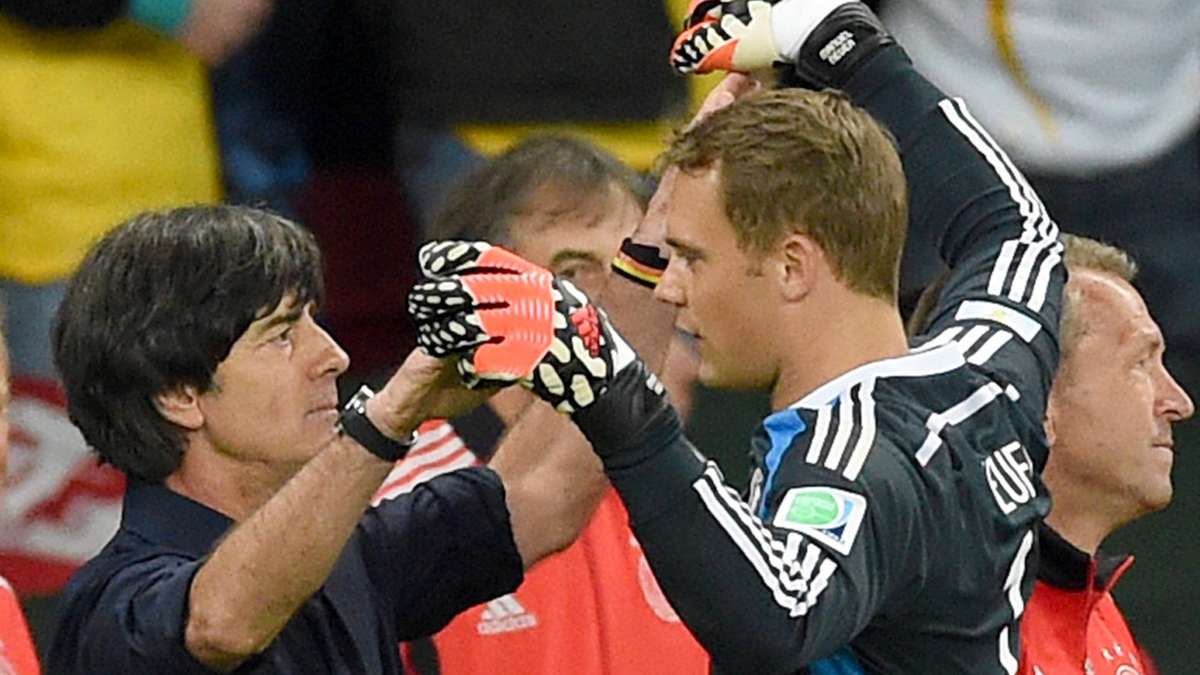 数据帝:詹姆斯22+7+6一成就缔造历史 一人三分11中0复制哈登