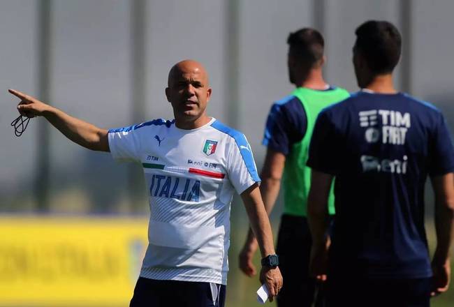 据为基础的 据为基础的